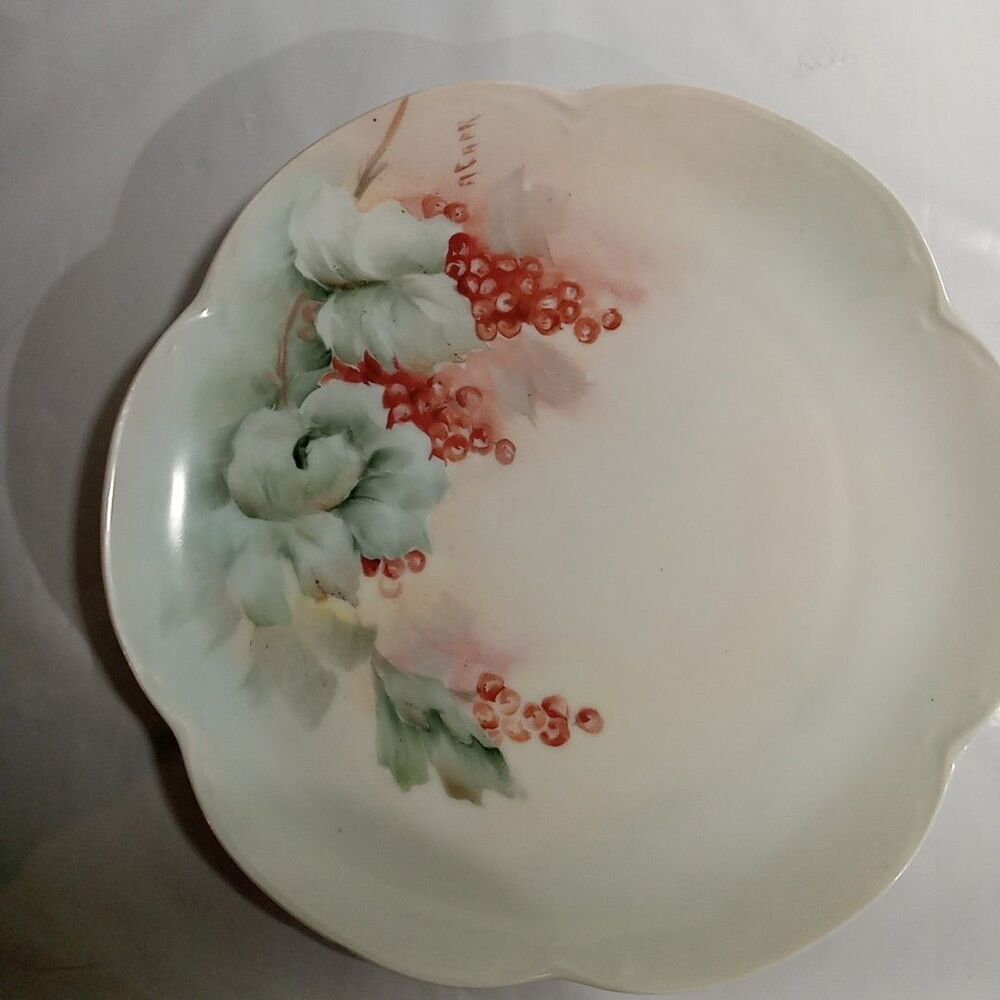 Alice  Bavaria Hand painted Zip 9 Inch  Plate‎   Berries and Leaves
